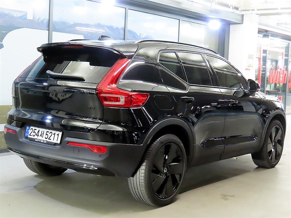 Volvo XC40 - Vista 4