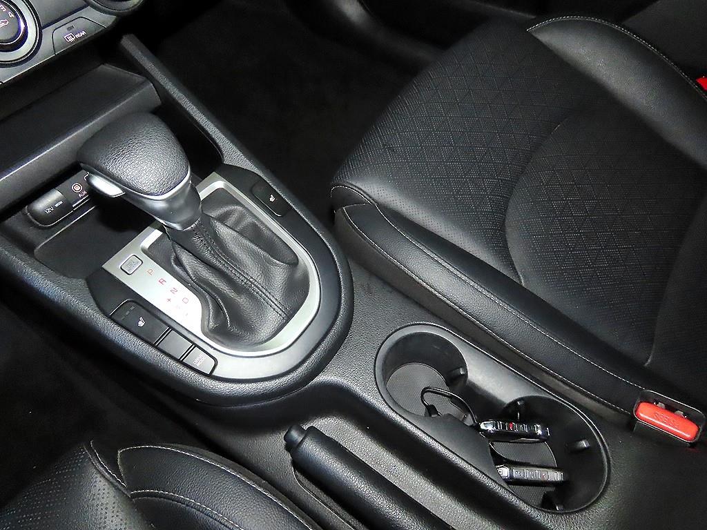 KIA K3 - Vista 12
