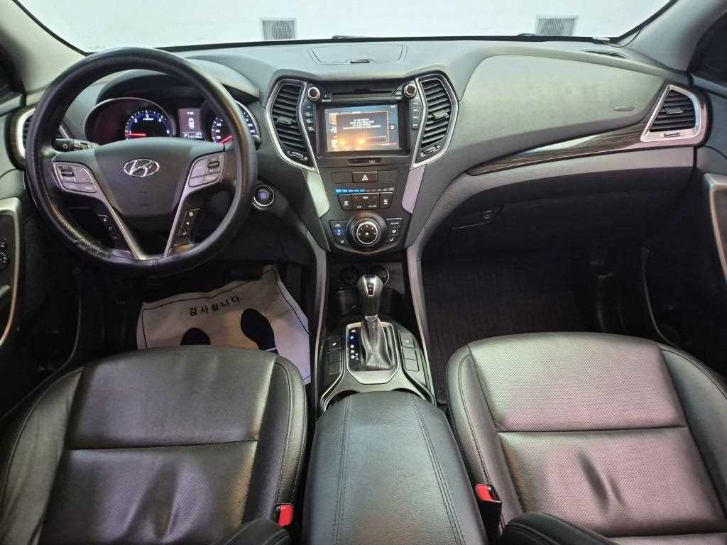HYUNDAI Santa Fe - Vista 7