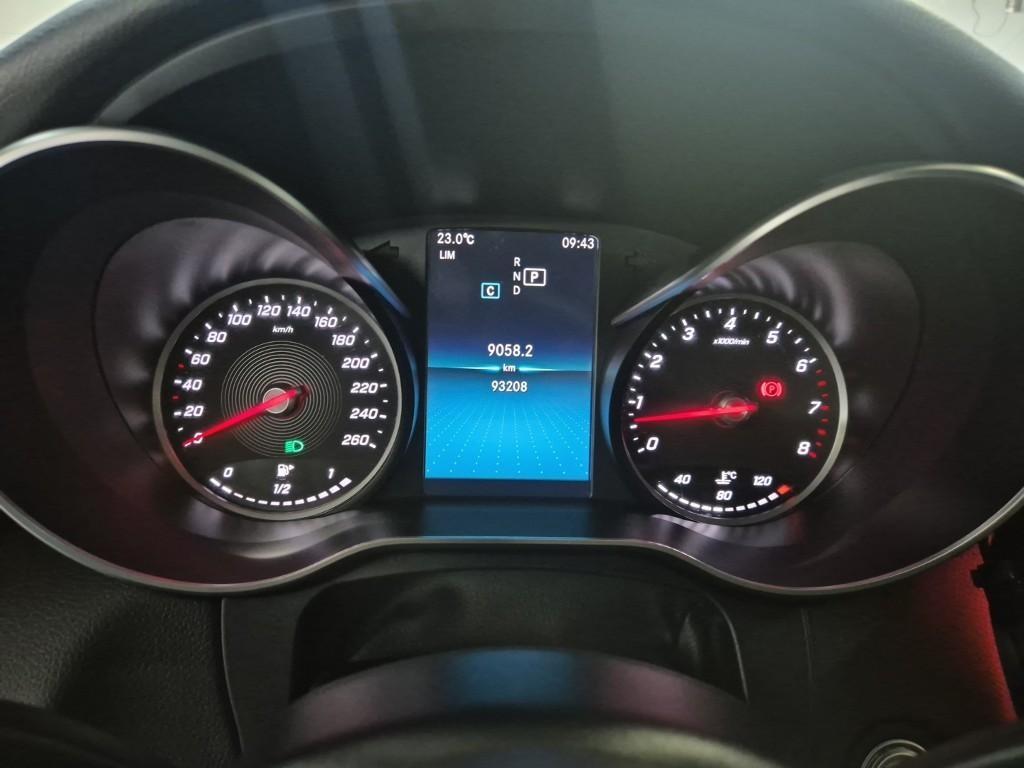 Mercedes Benz C Class - Vista 6
