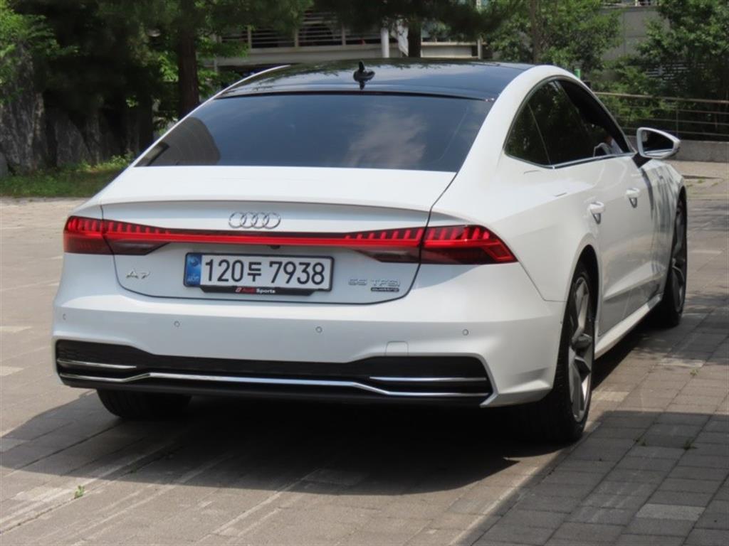 Audi A7 - Vista 5