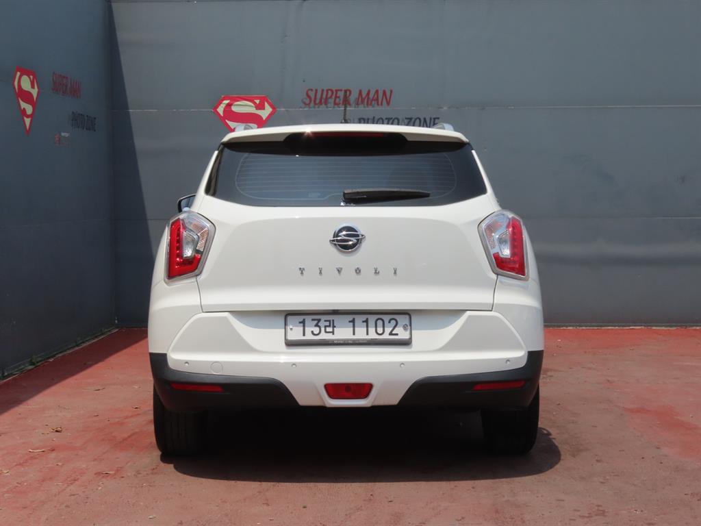 Ssangyong Tivoli - Vista 7