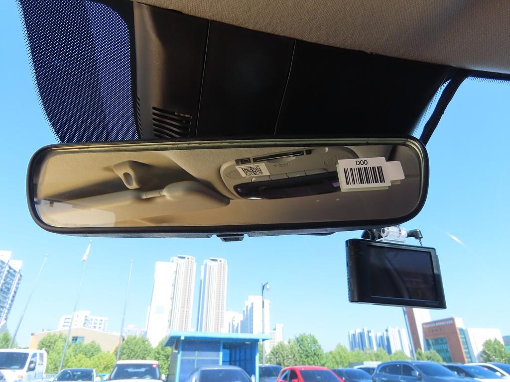 KIA Seltos - Vista 12