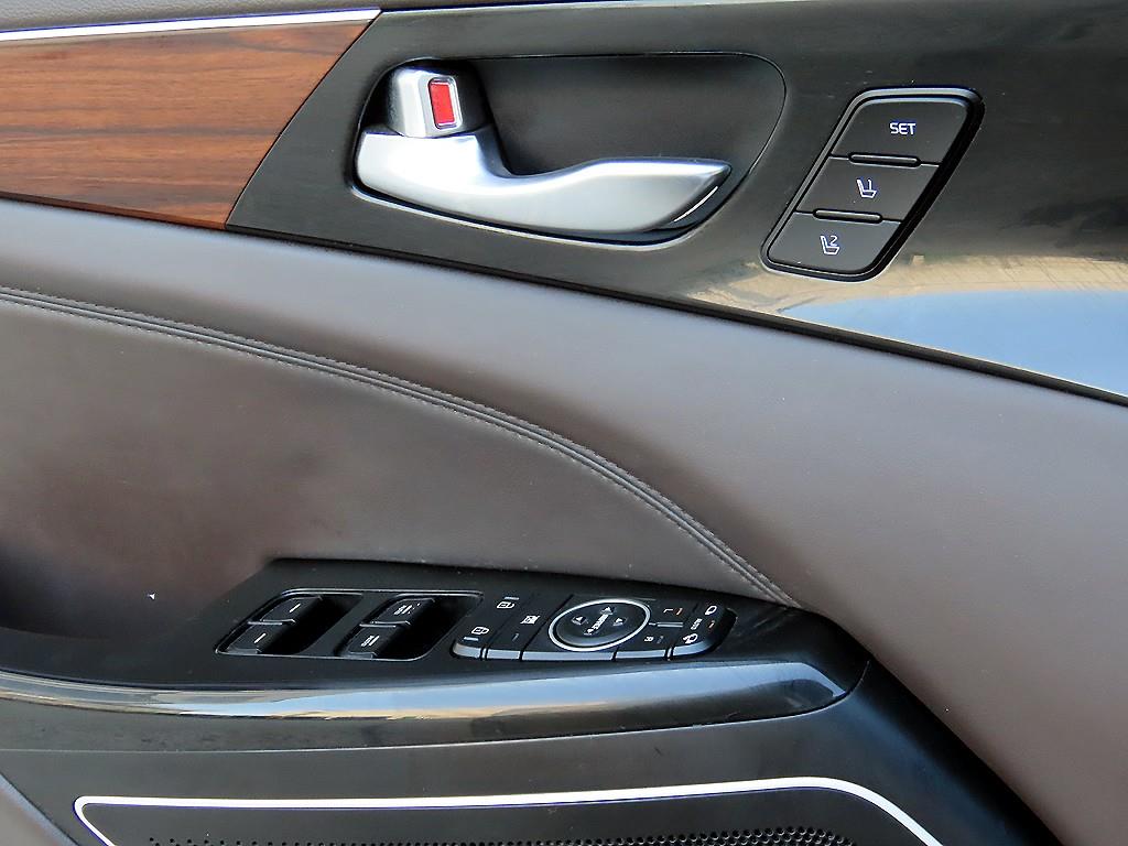 KIA K7 - Vista 11