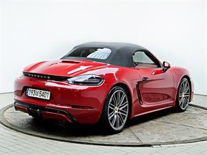 Porsche 718 - Vista 8