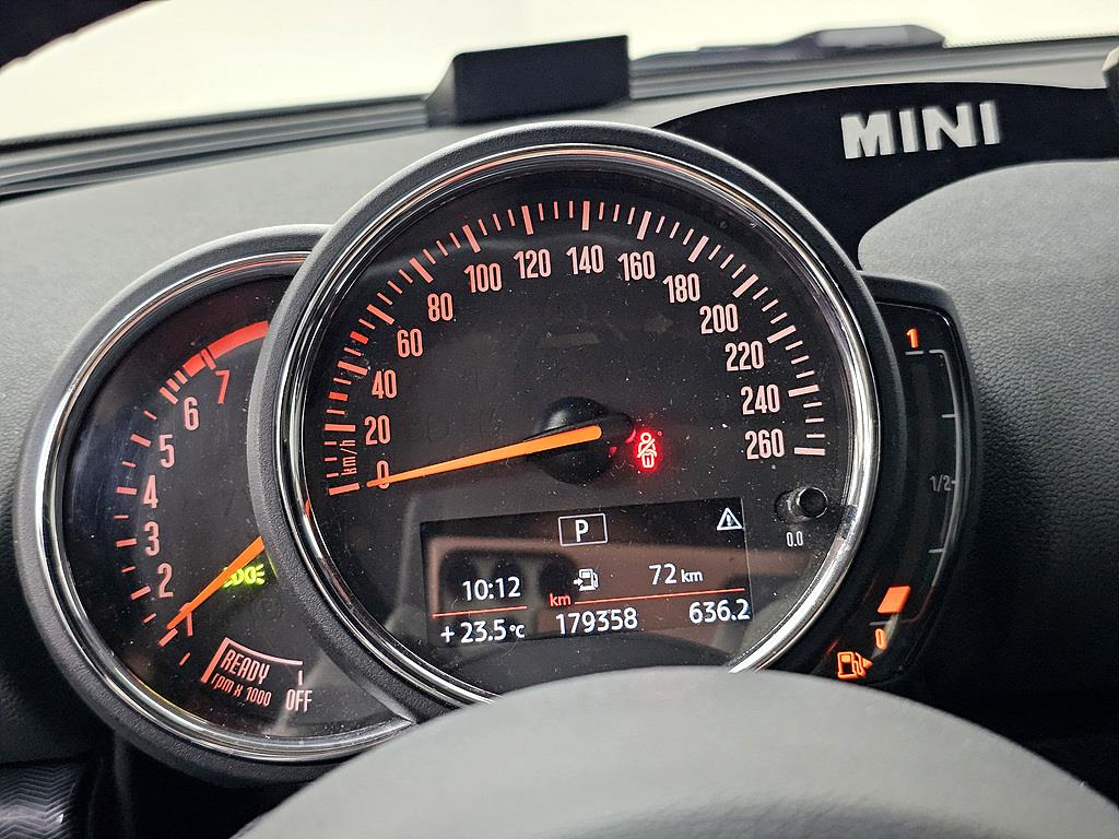 Mini Clubman - Vista 6