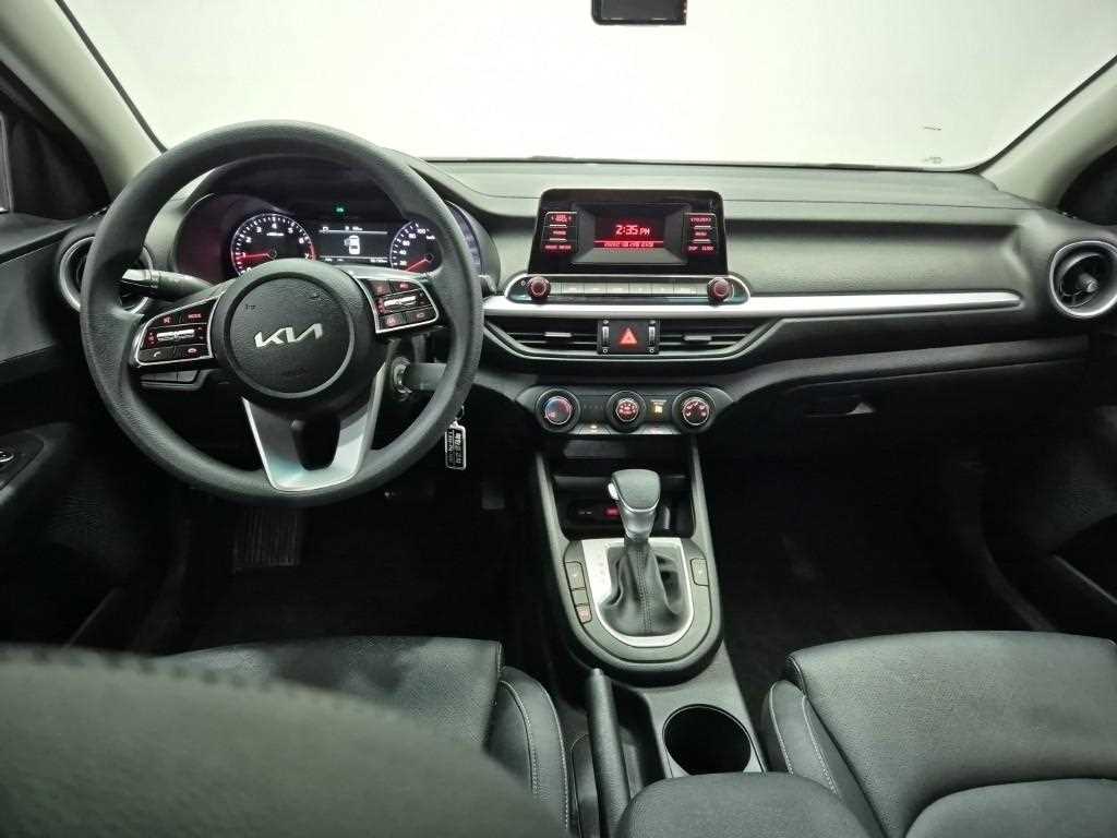 KIA K3 - Vista 7