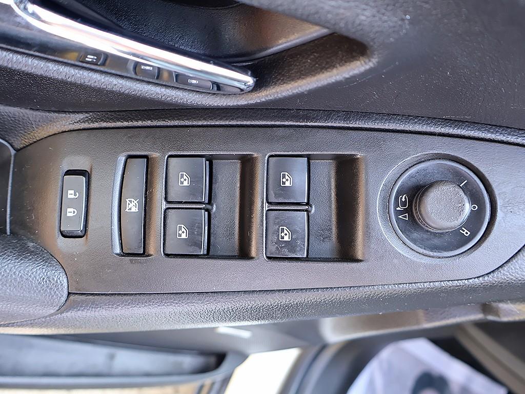 Chevrolet Trax 2015 Blanco - Importación desde Corea - HF Imports Iquique - Foto 11