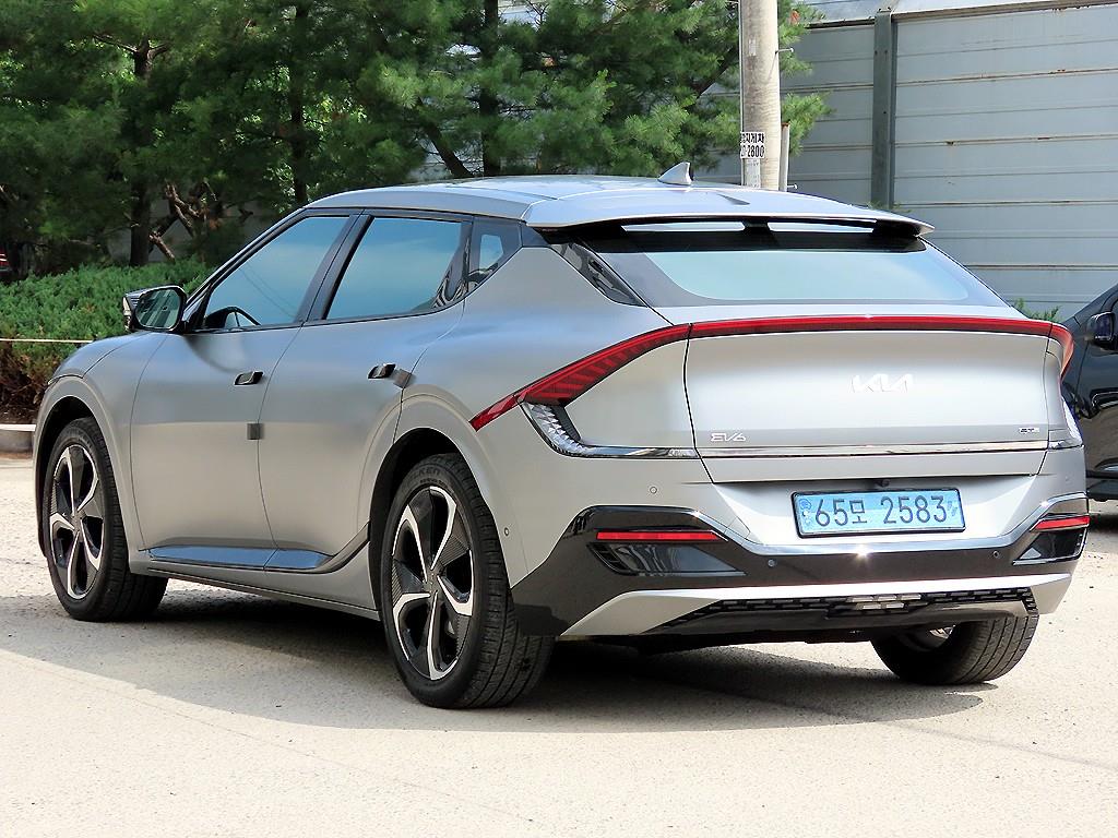 KIA EV6 - Vista 3