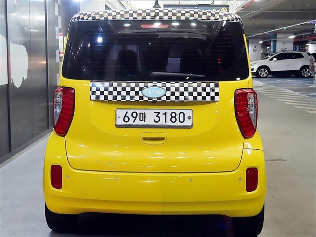 KIA Ray - Vista 5