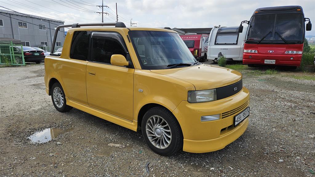 Toyota bB - Vista 2