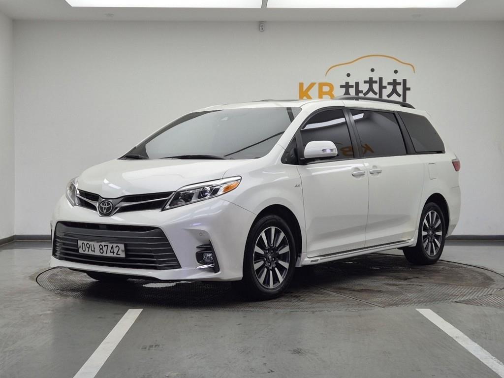 Toyota Siena 2018 Blanco - Importación desde Corea - HF Imports Iquique - Foto 1