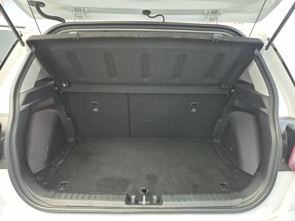 HYUNDAI Venue 2020 Blanco - Importación desde Corea - HF Imports Iquique - Foto 17