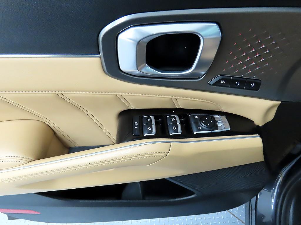 KIA Sorento - Vista 11