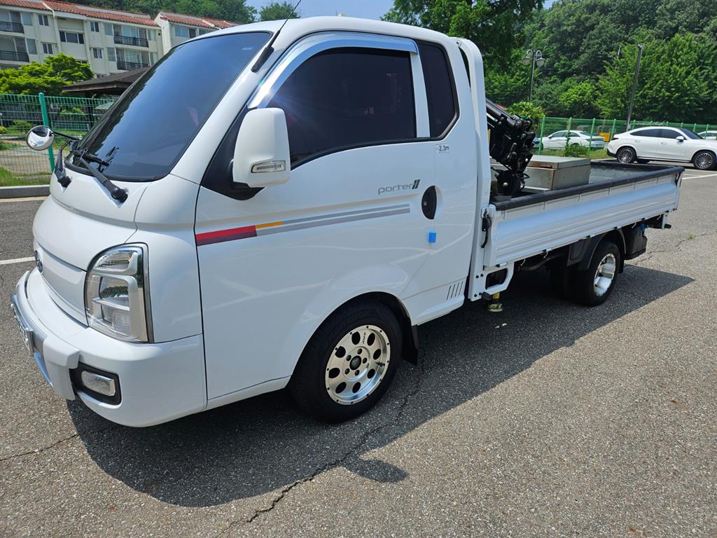 Small Truck Complaint (crane) 2020 Blanco - Importación desde Corea - HF Imports Iquique - Foto 1