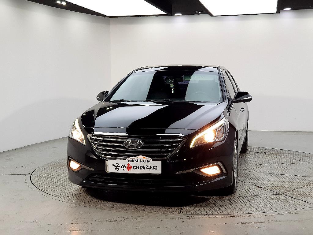 HYUNDAI Sonata - Vista 2