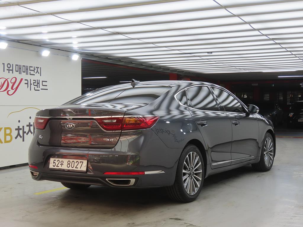KIA K7 - Vista 4