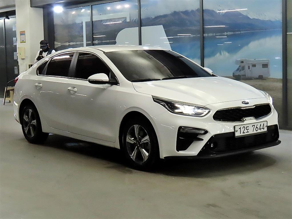 KIA K3 2019 Blanco - Importación desde Corea - HF Imports Iquique - Foto 1