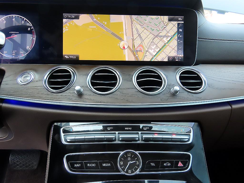 Mercedes Benz E class 2019 Negro - Importación desde Corea - HF Imports Iquique - Foto 14