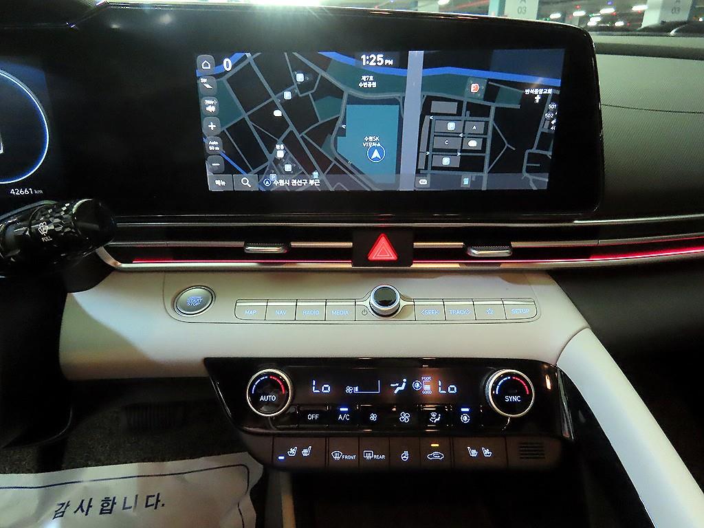HYUNDAI Avante - Vista 11