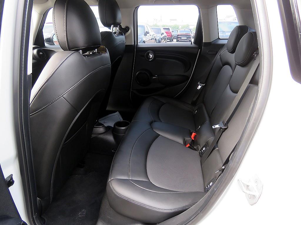 Mini Cooper - Vista 7