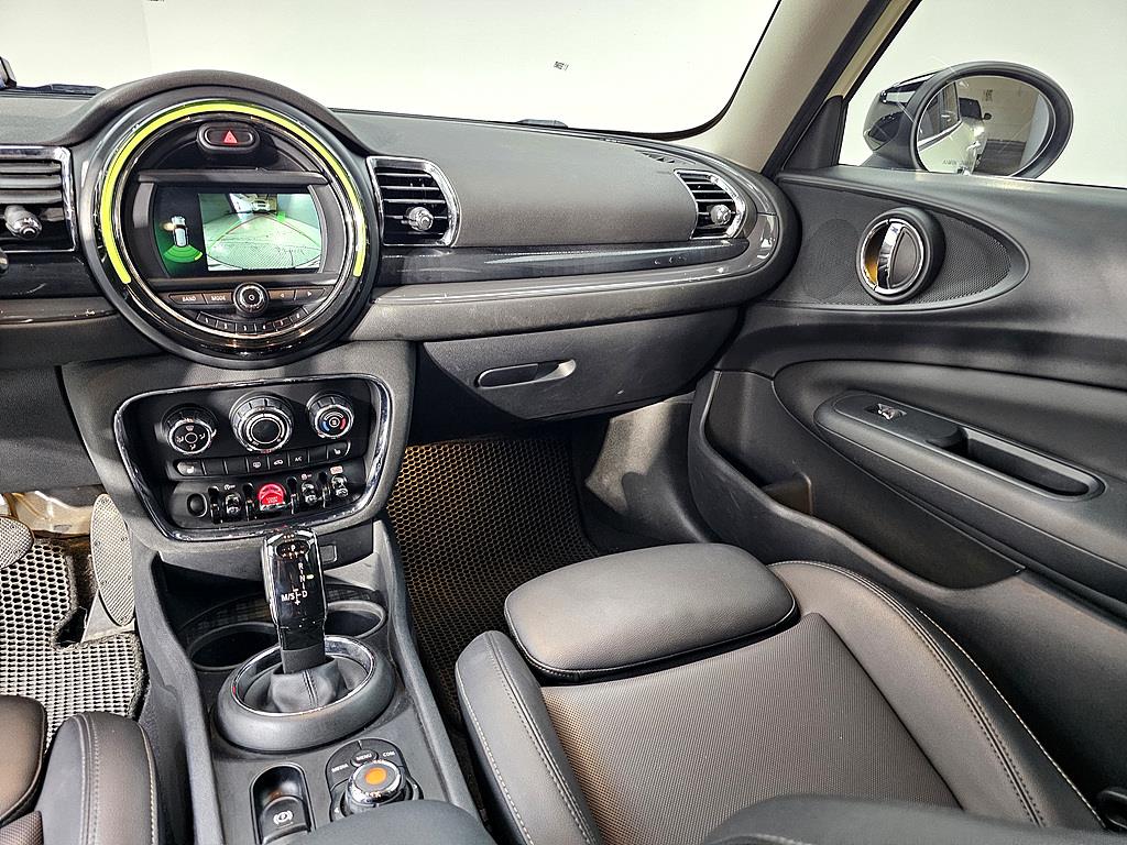 Mini Clubman - Vista 9