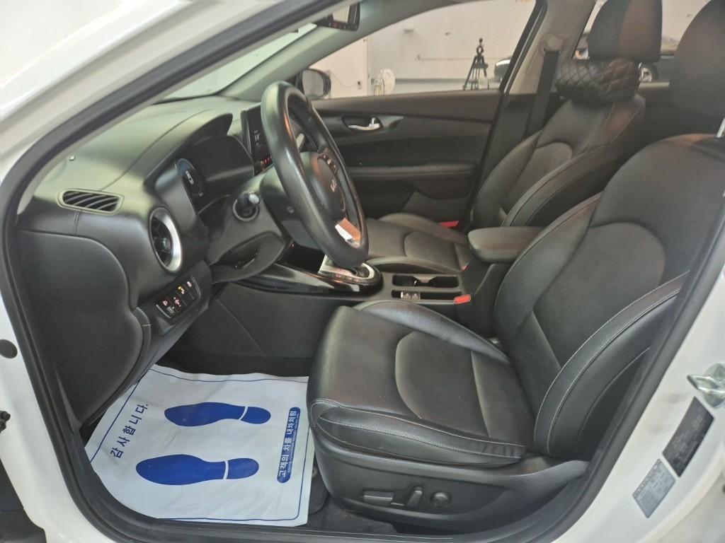 KIA K3 - Vista 11