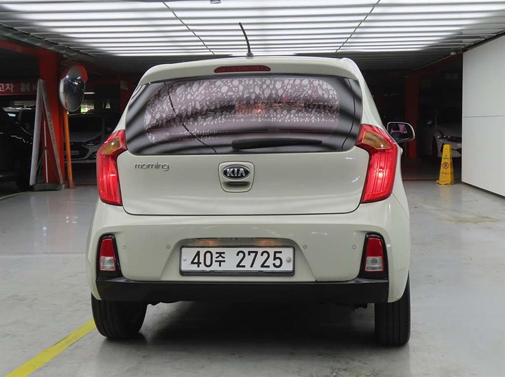 KIA Morning - Vista 3