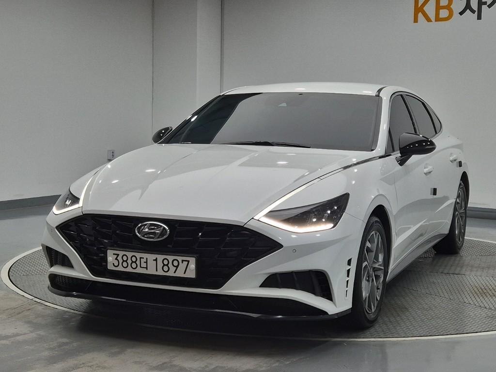 HYUNDAI Sonata 2022 Blanco - Importación desde Corea - HF Imports Iquique - Foto 1