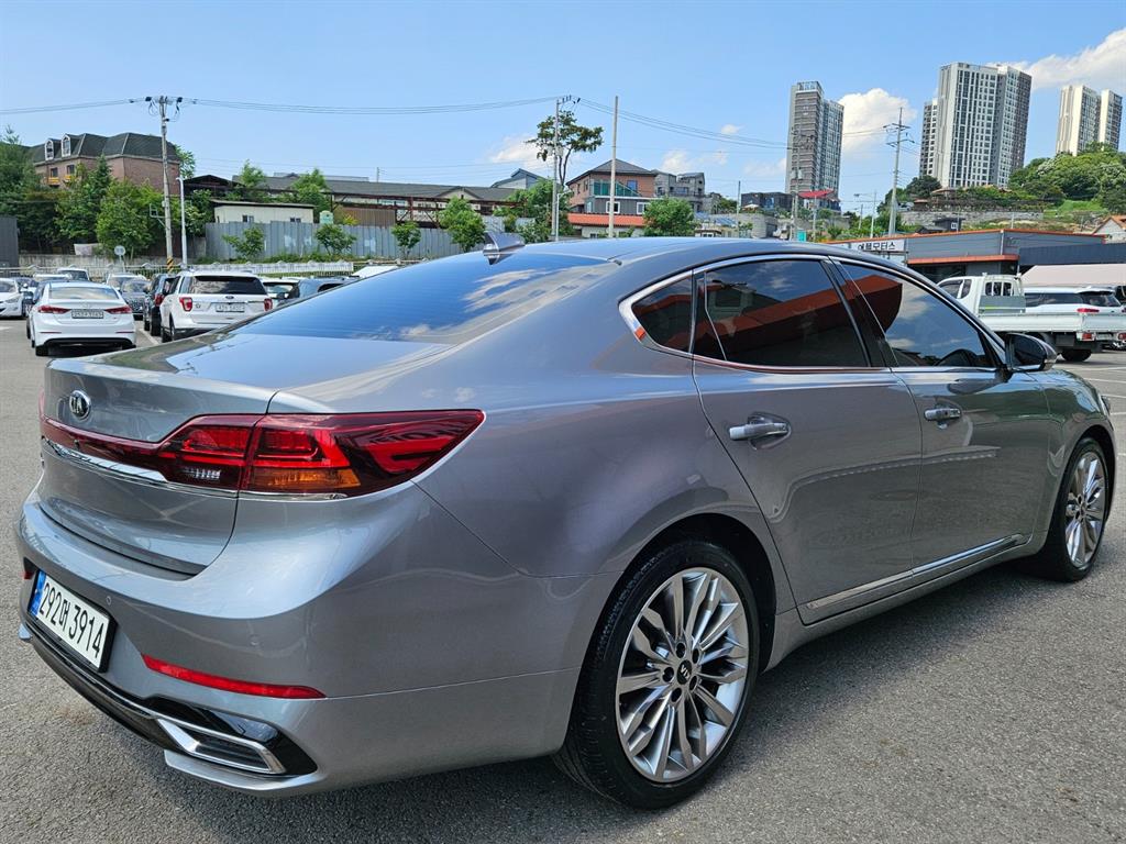KIA K7 - Vista 3