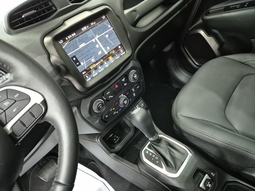Jeep Renegade - Vista 10