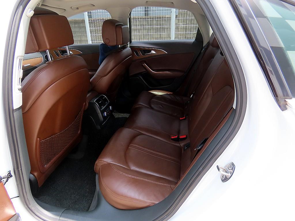 Audi A6 - Vista 6