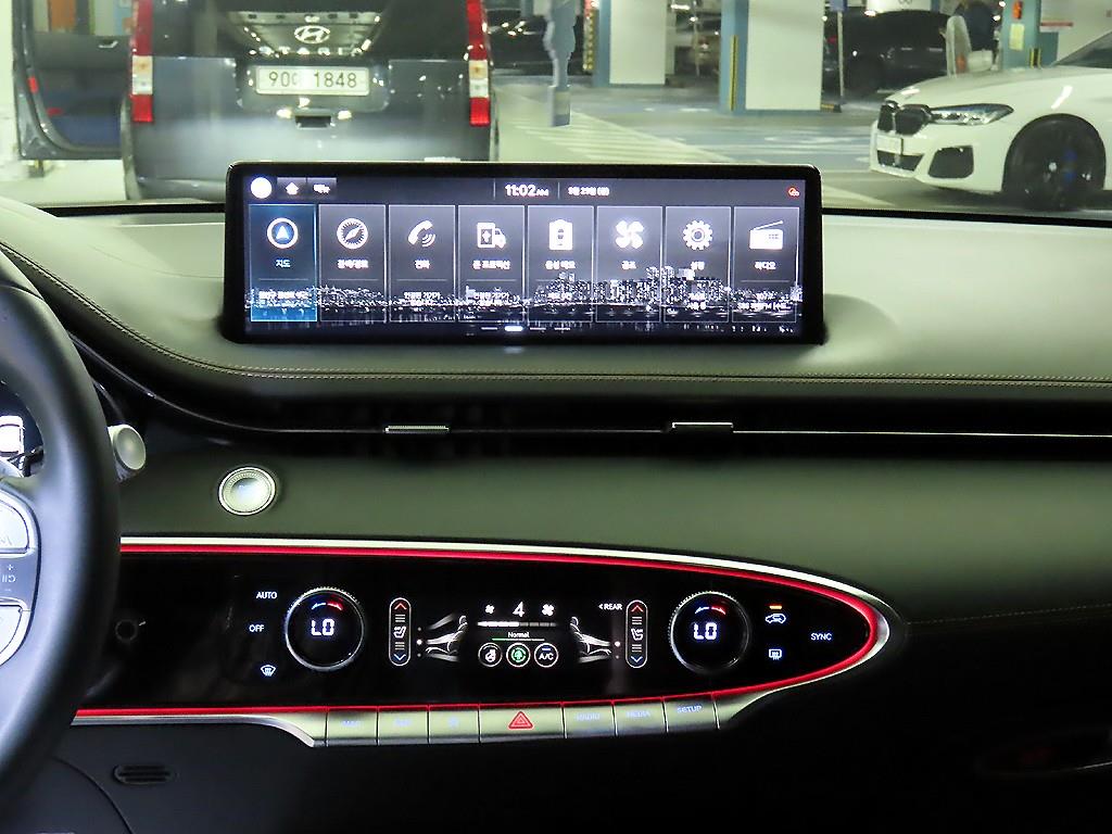 Genesis GV70 - Vista 11