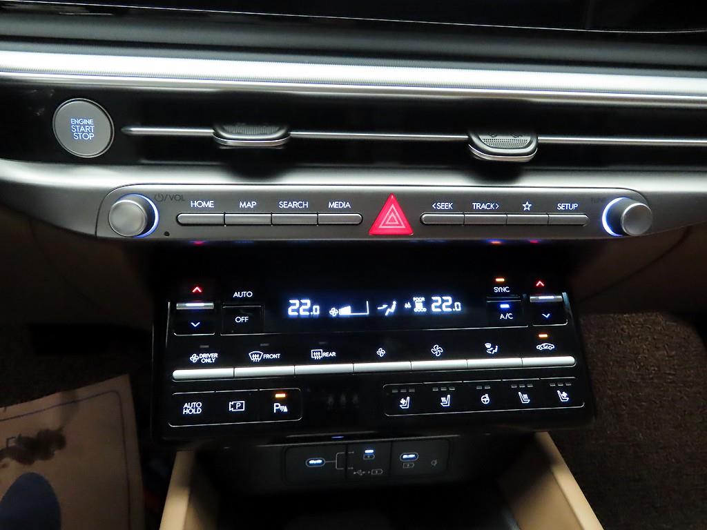 HYUNDAI Grandeur - Vista 9