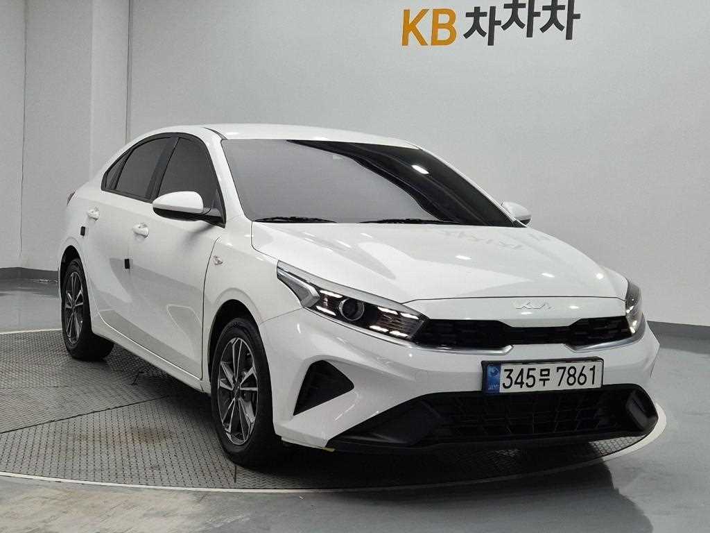 KIA K3 - Vista 4