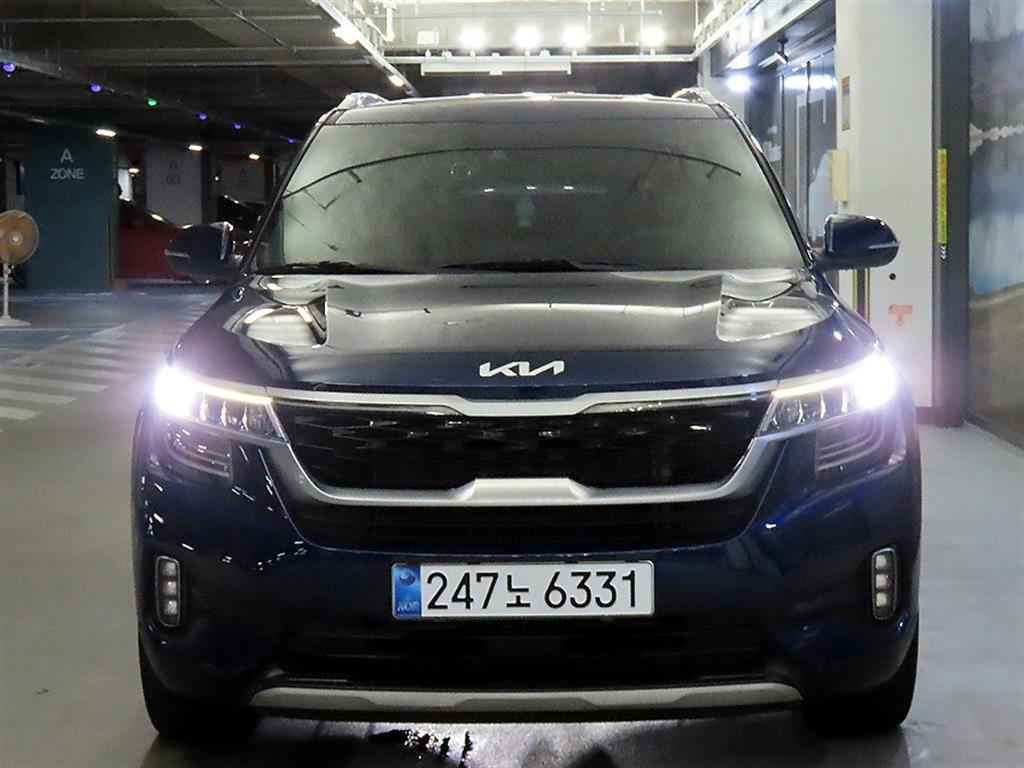 KIA Seltos - Vista 2