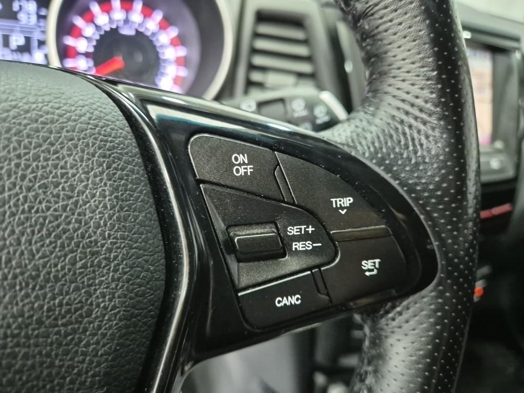 Ssangyong Tivoli 2019 Blanco - Importación desde Corea - HF Imports Iquique - Foto 15