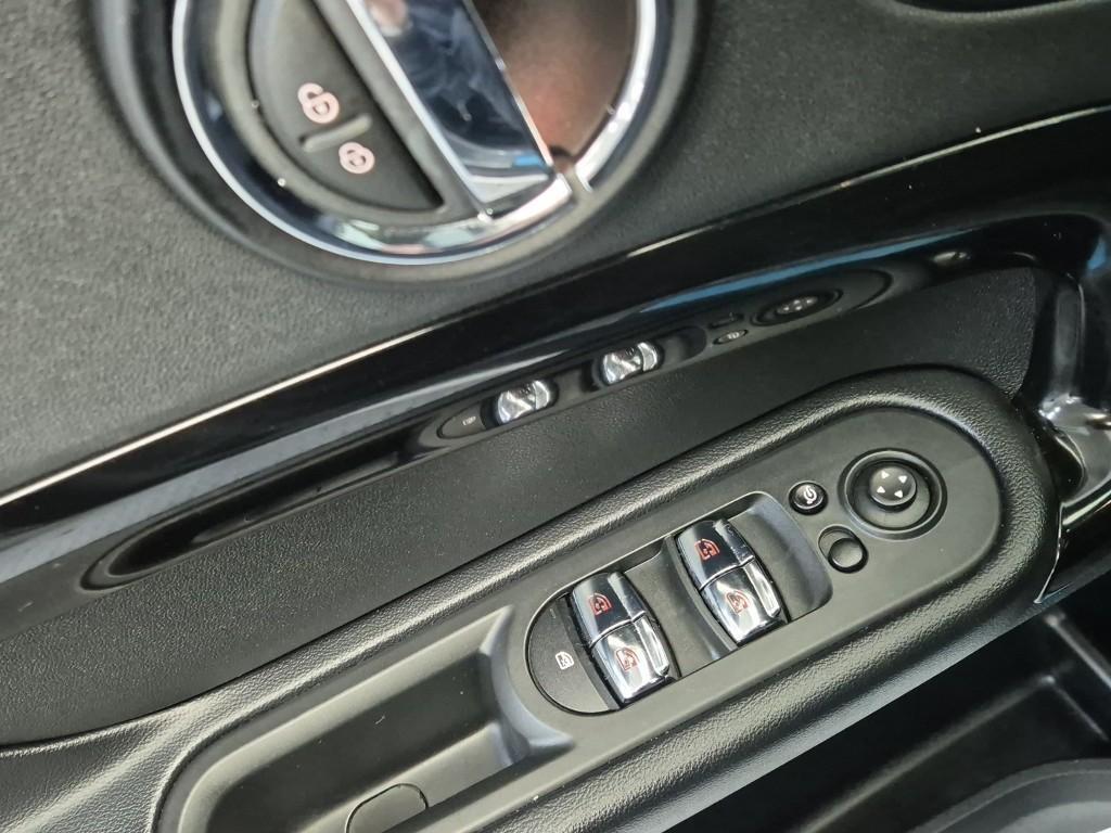Mini Countryman 2021 Gris - Importación desde Corea - HF Imports Iquique - Foto 18