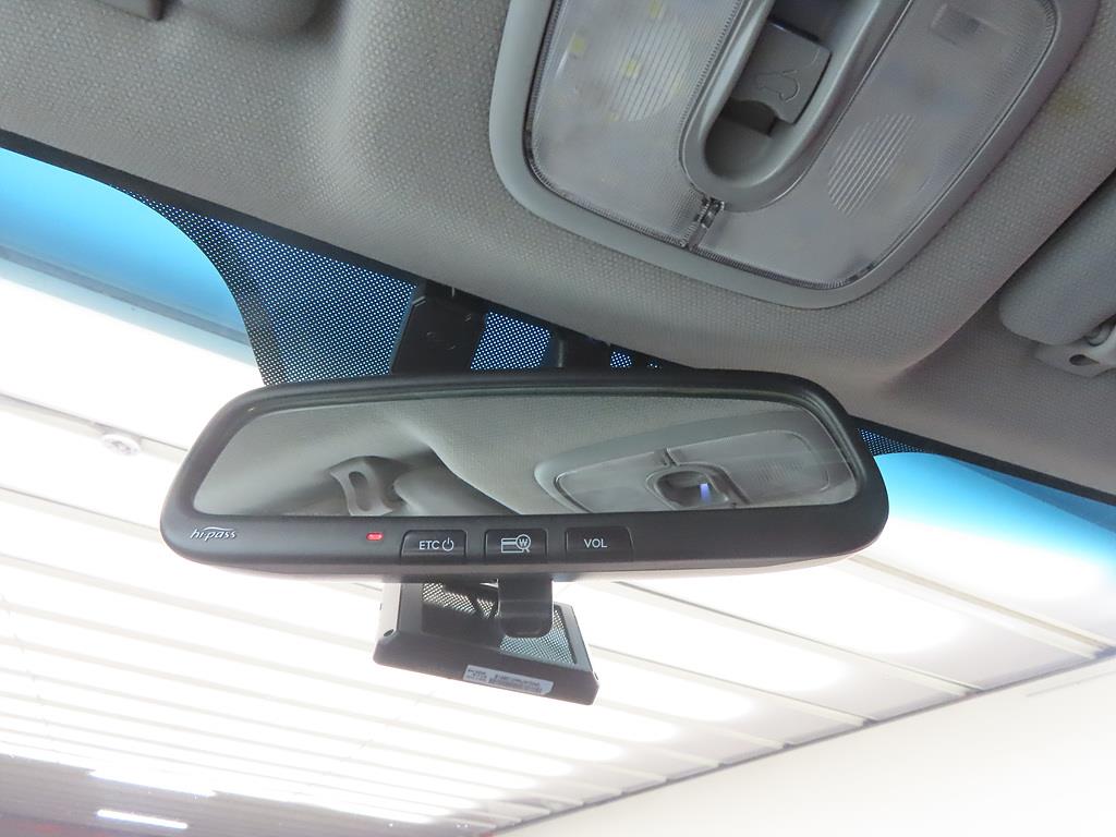 KIA Pride - Vista 12