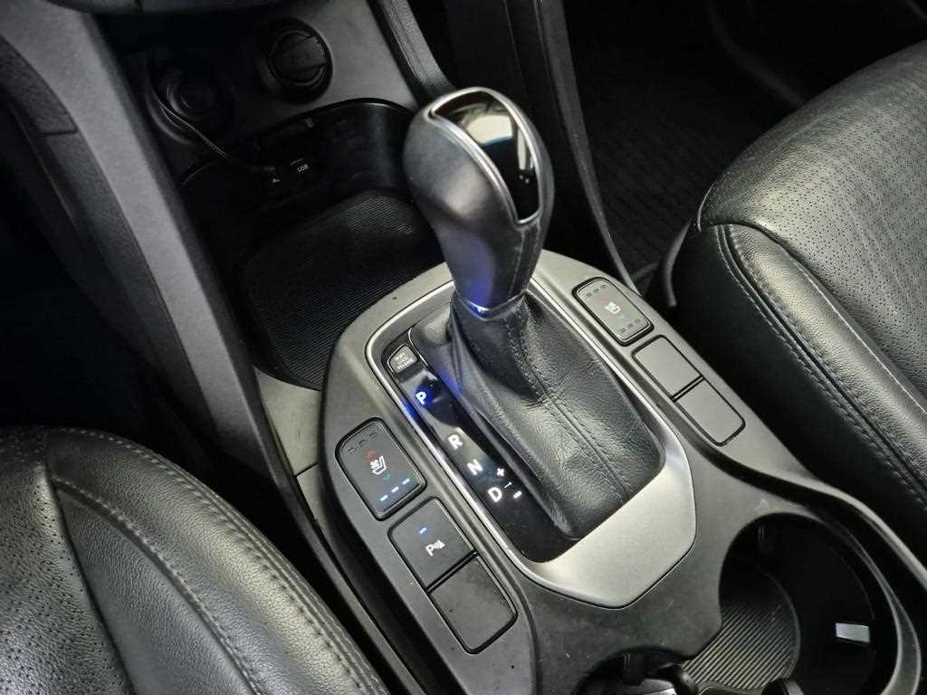 HYUNDAI Maxcruz - Vista 8
