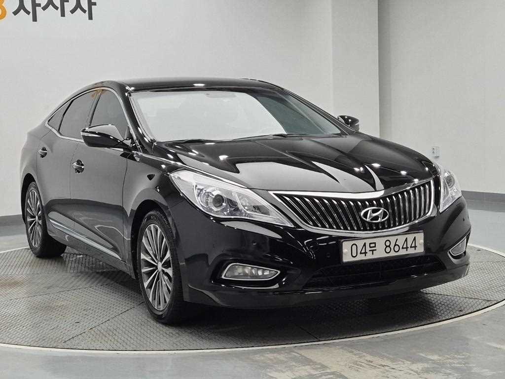 HYUNDAI Grandeur - Vista 4