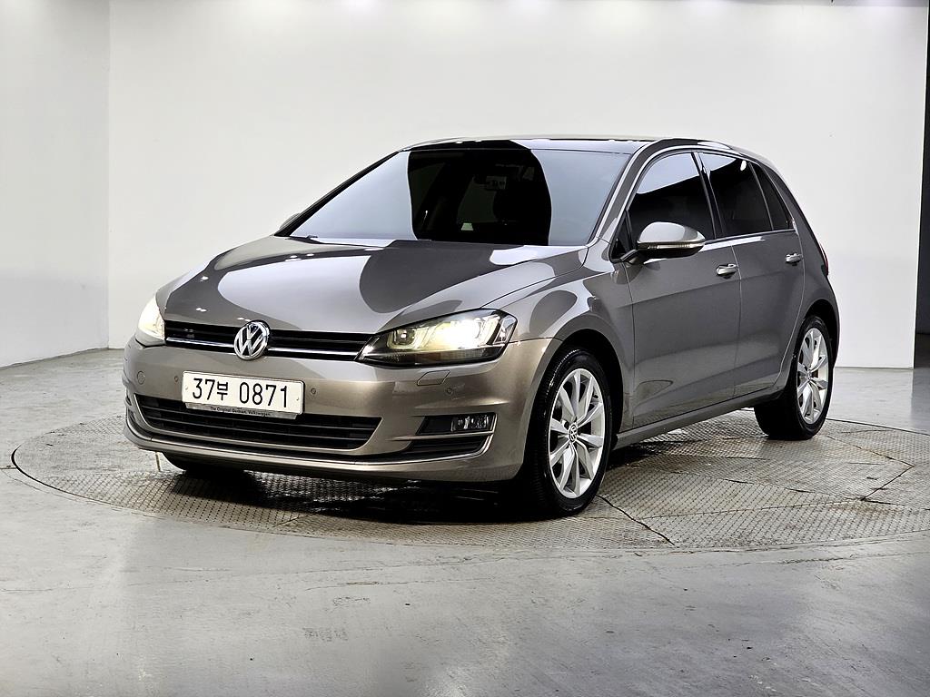 Volkswagen Golf 2016 Gris - Importación desde Corea - HF Imports Iquique - Foto 1