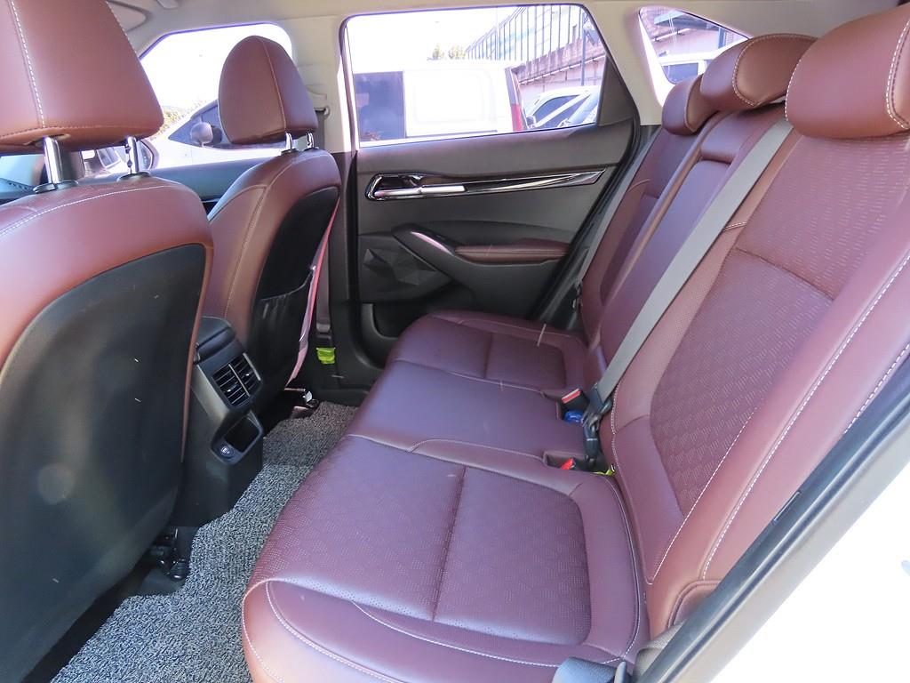 KIA Seltos - Vista 7