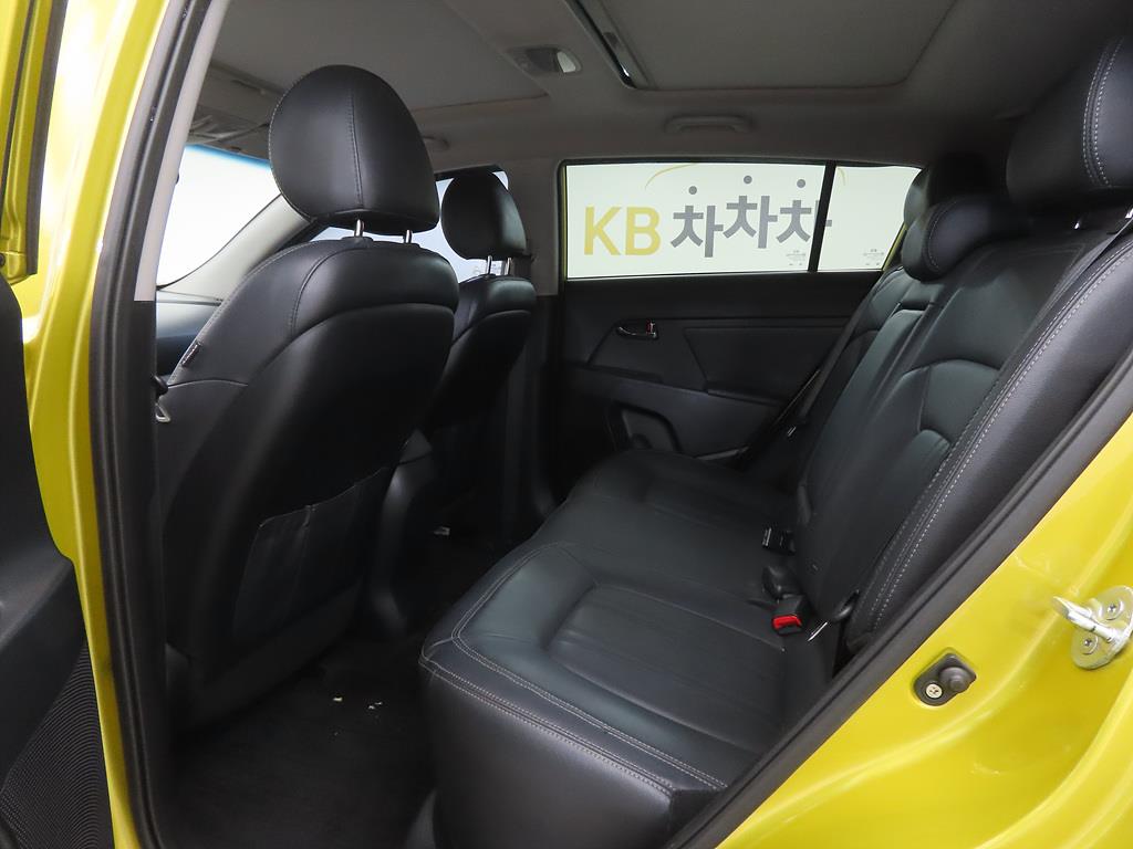 KIA Sportage - Vista 6
