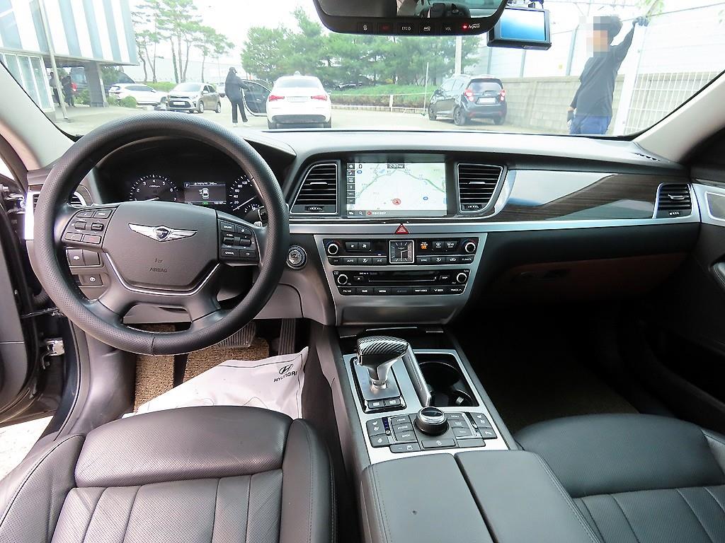 Genesis G80 - Vista 7
