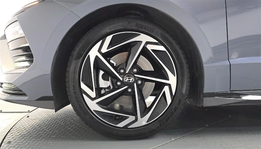 HYUNDAI Sonata - Vista 5