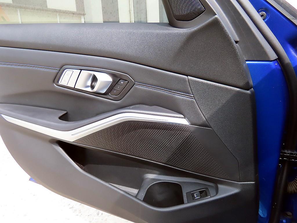 BMW 3 series - Vista 11