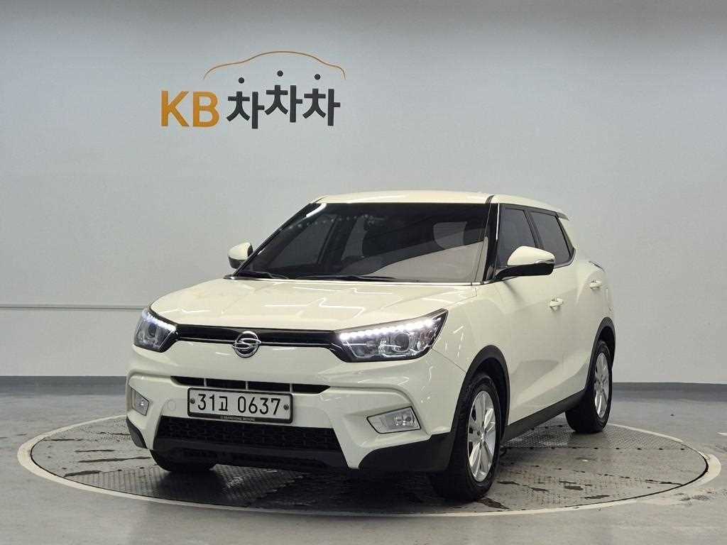 Ssangyong Tivoli 2016 Blanco - Importación desde Corea - HF Imports Iquique - Foto 1