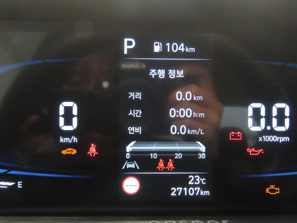 HYUNDAI Casper - Vista 8