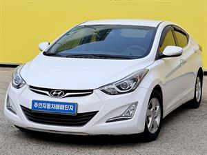 HYUNDAI Avante - Vista 4